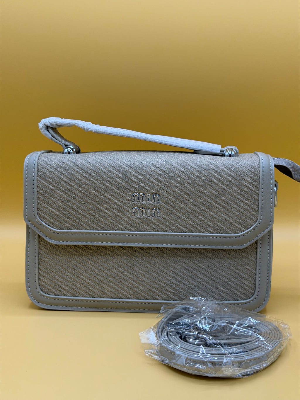 Min min cross body