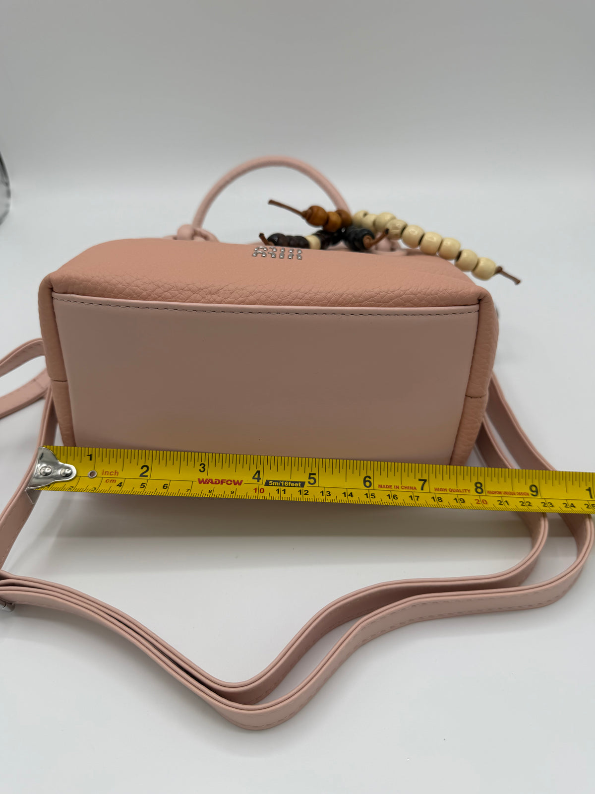 Luxury hand bag with crossbody strep