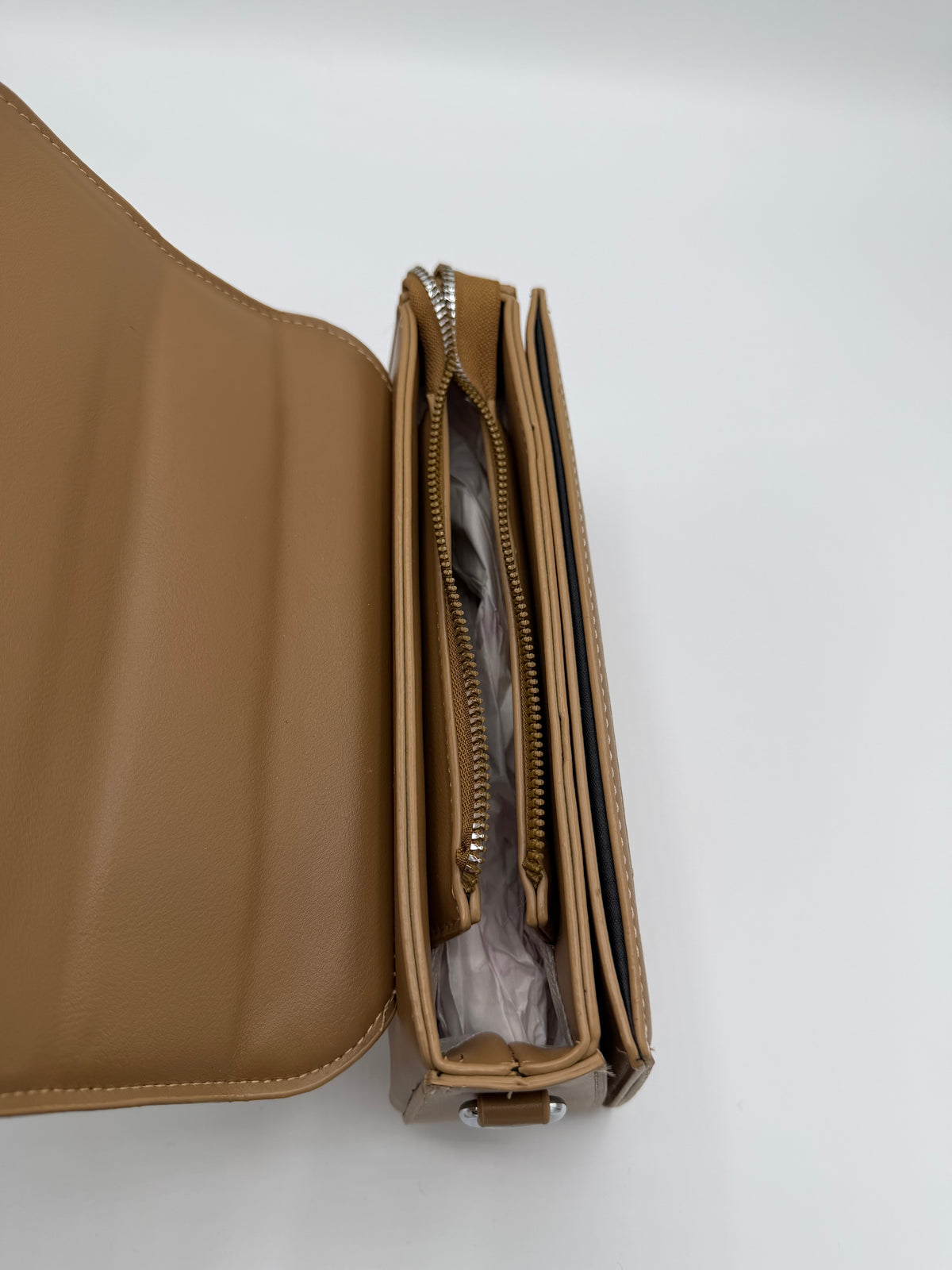 Crossbody handcarry