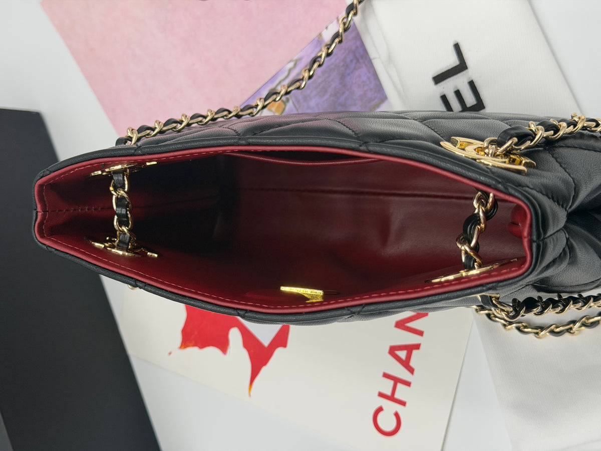 Chanel Quilted Shoulder Bag with Golden Chain