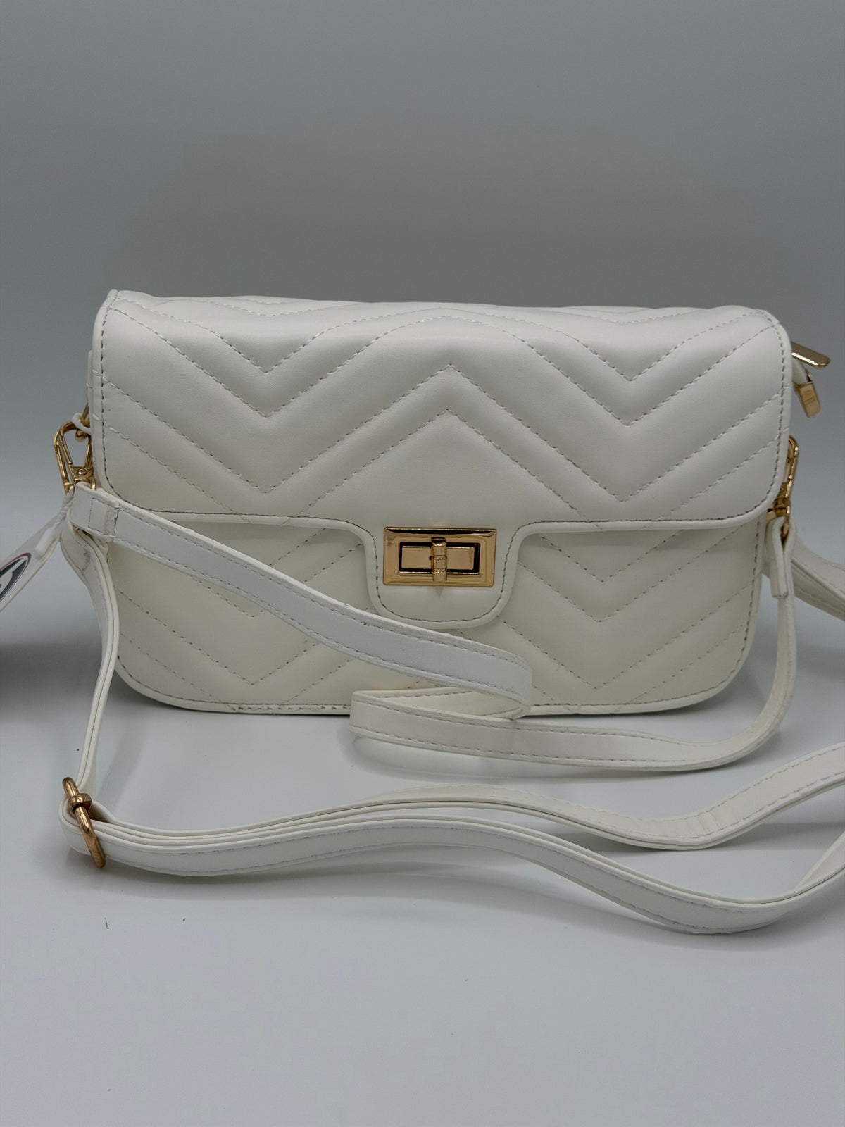 Cross body with shoulder strep