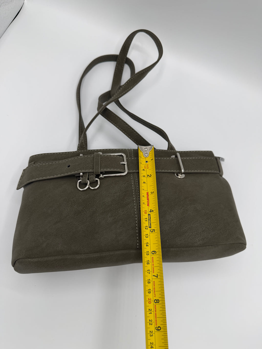Premium quality trendy shoulder bag