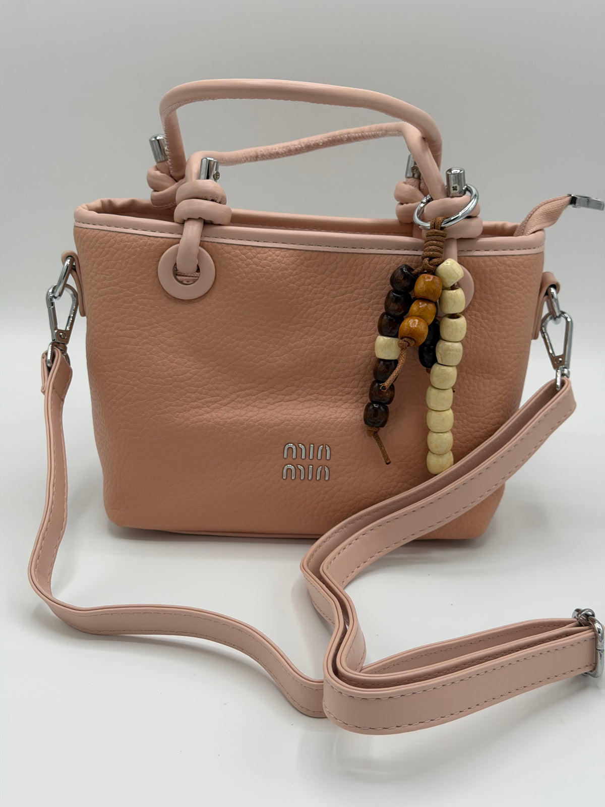 Luxury hand bag with crossbody strep