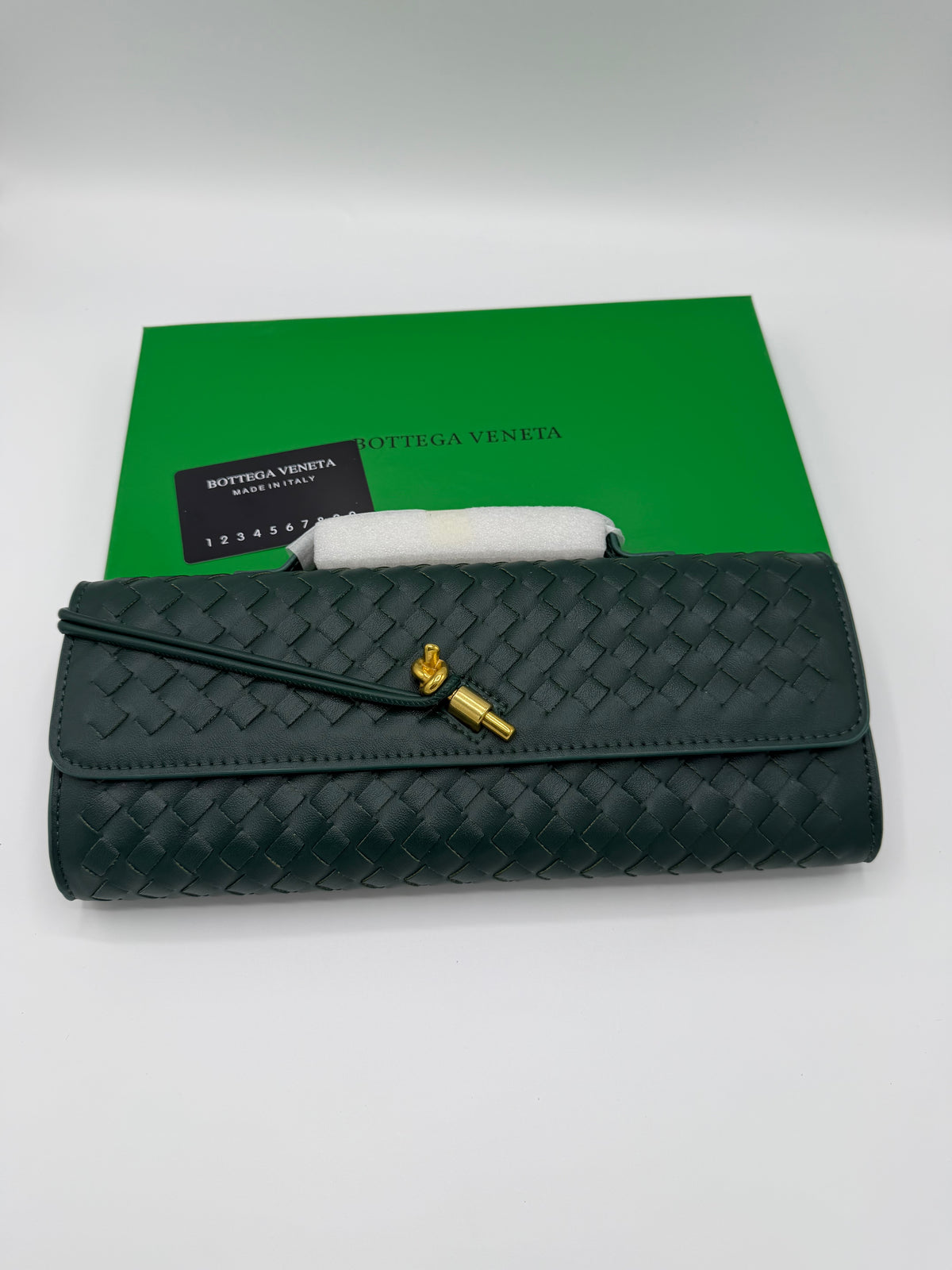 Trending Hand clutch