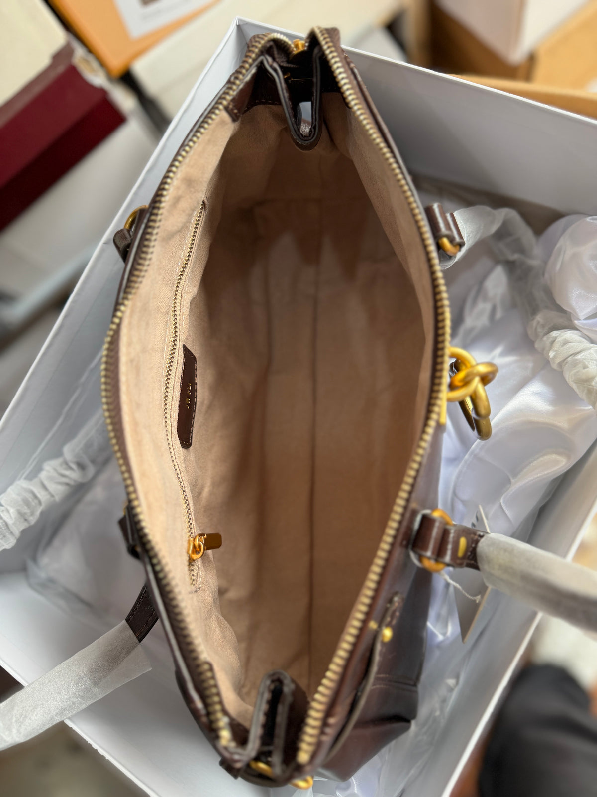 JW Shoulder bag