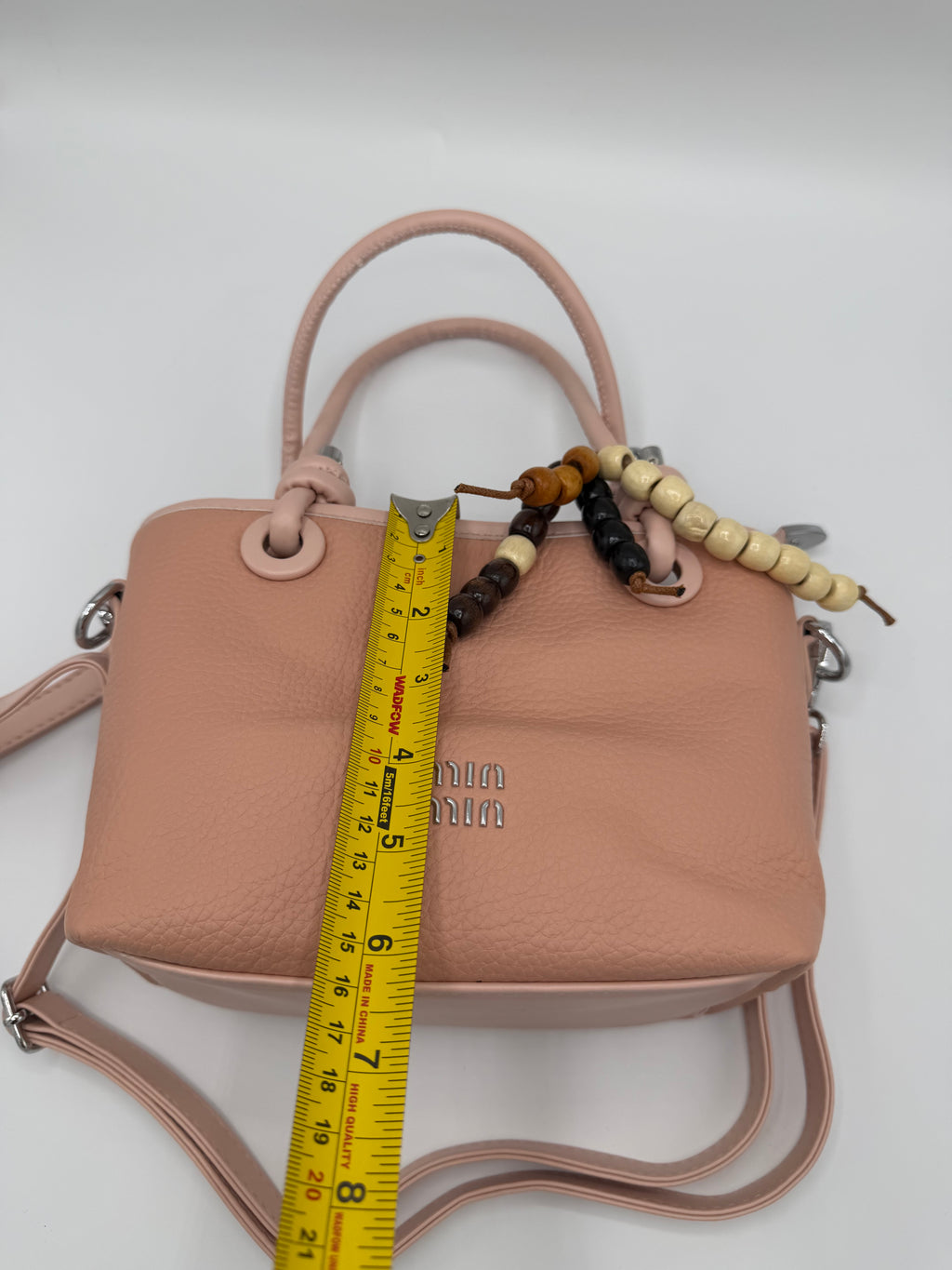 Luxury hand bag with crossbody strep