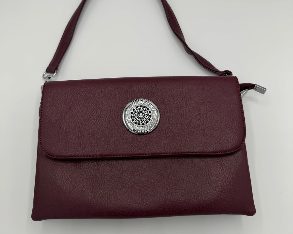 Multiple pockets crossbody
