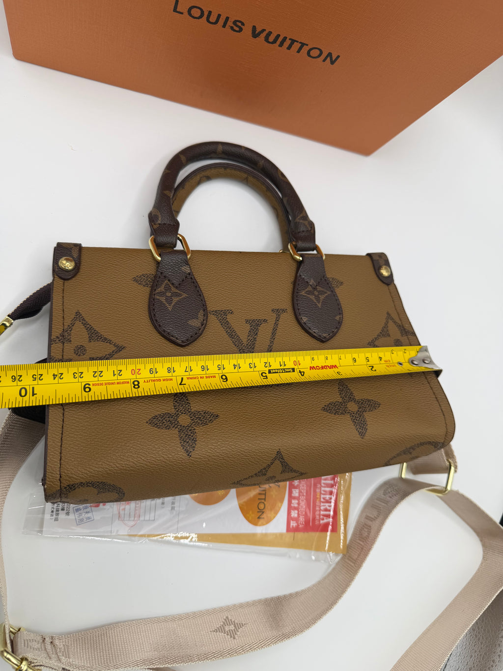 Luxury LV Monogram Handbag with Round Coin Purse