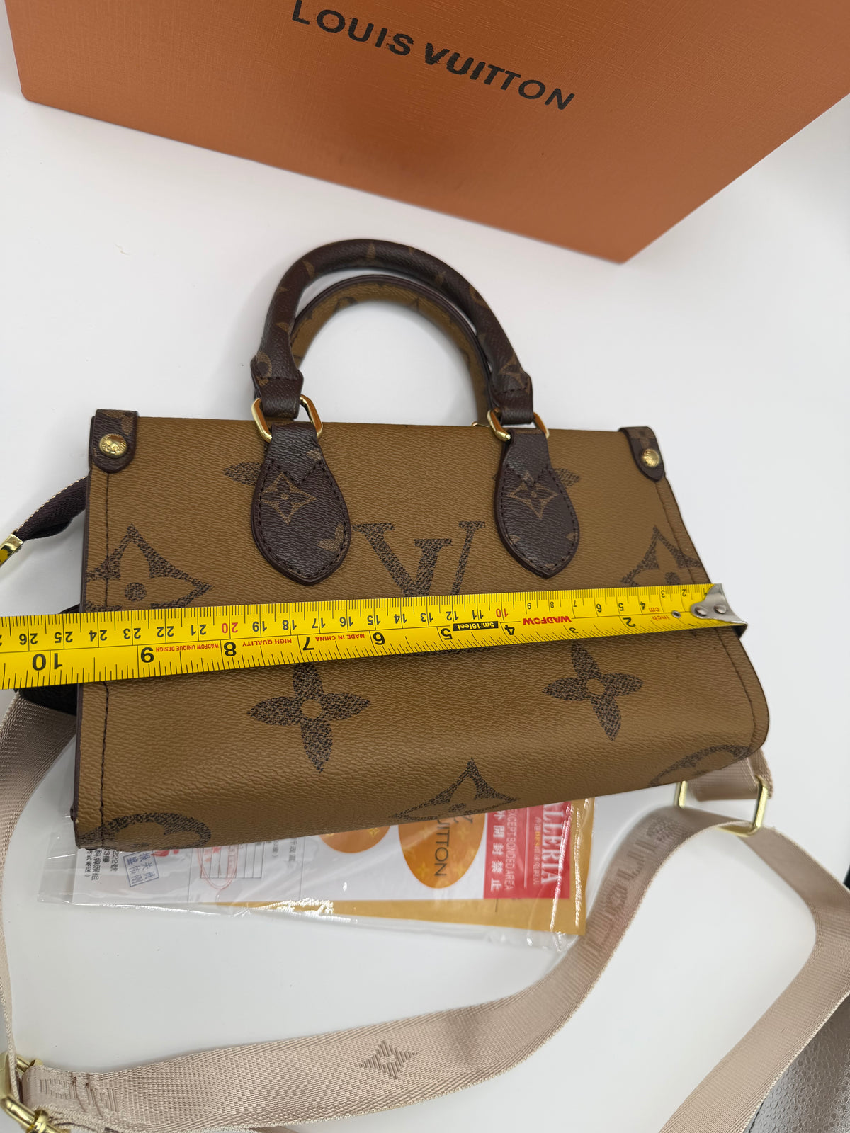 Luxury LV Monogram Handbag with Round Coin Purse