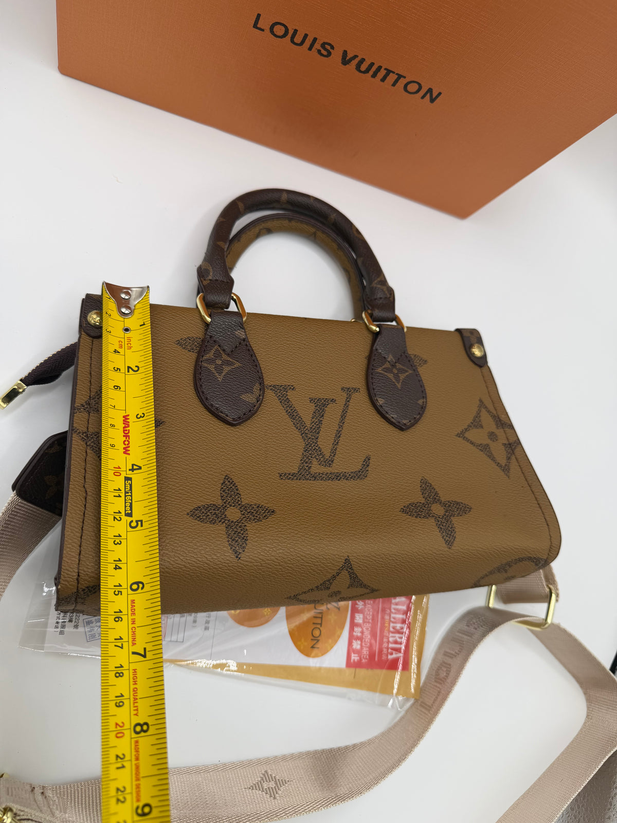 Luxury LV Monogram Handbag with Round Coin Purse