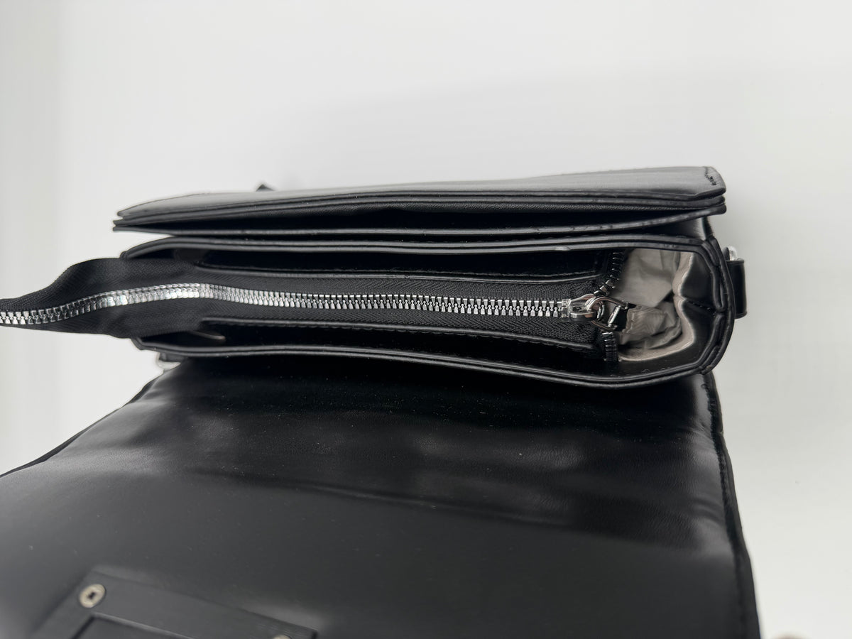 Trendy crossbody