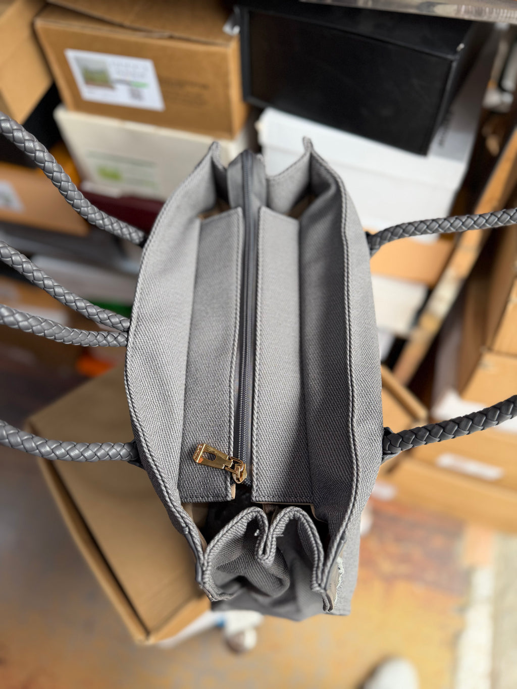 Tote bag