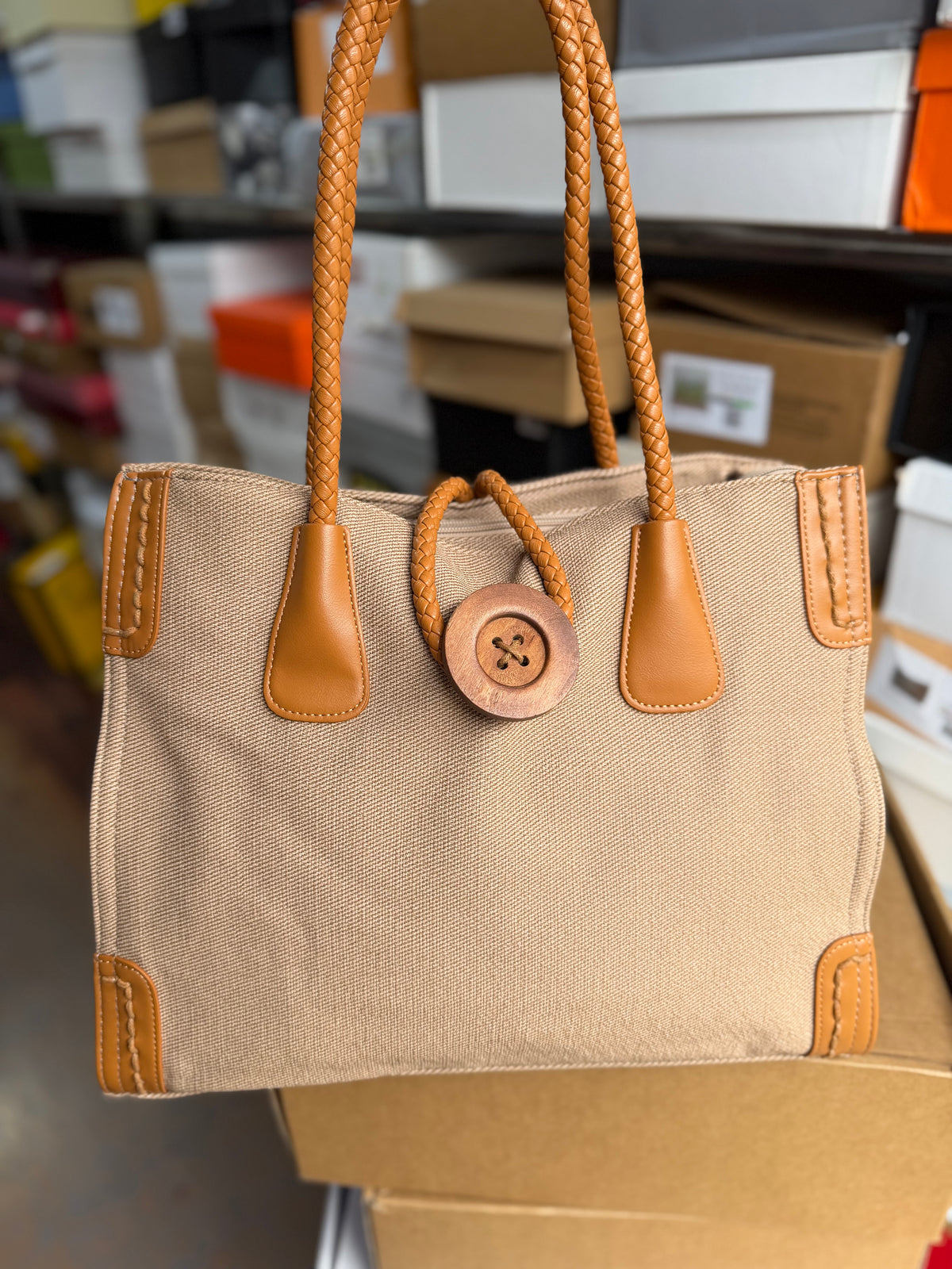 Tote bag